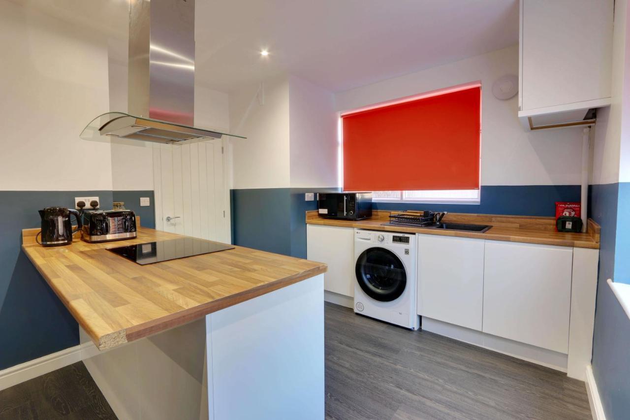 #Upmarket, Exceptional 4 Bed House, With Free Parking, Close To Amenities And Supermarkets Шефилд Экстерьер фото